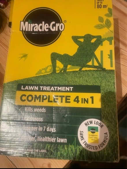 Photo of free Miracle gro (W10 nottinghill) #1
