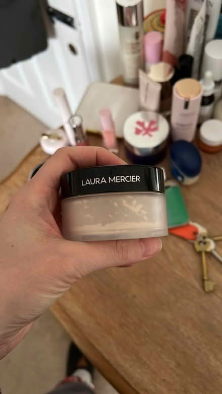 Photo of free Laura Mercer powder (SW3) #1