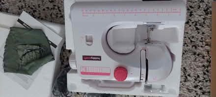 Photo of free Sewing machine (Cheshunt EN8) #1