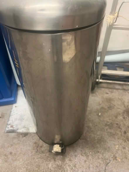Photo of free Stainless bin (TW19) #1