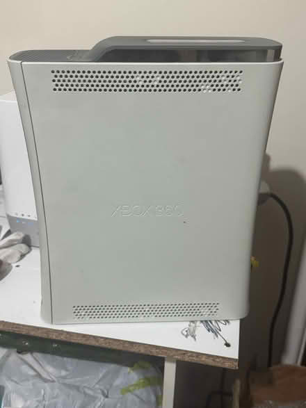 Photo of free Old Xbox (Edgware HA8) #1