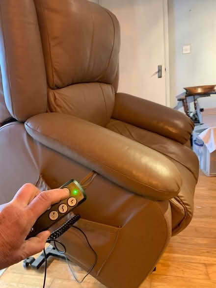 Photo of free Reclining electric chair (Harrietsham ME17) #3
