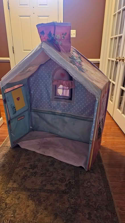 Photo of free Curb Alert/ Kid's Playhouse (Clarksburg) #3