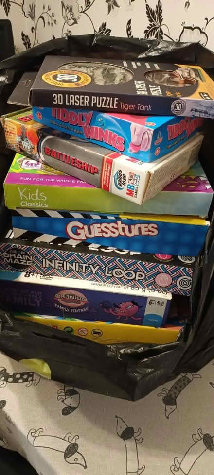 Photo of free Bag of various games and puzzle (Worle, BS22) #1