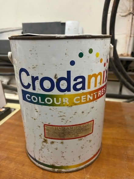 Photo of free Pale blue / enamel (Gleadless S12.) #2