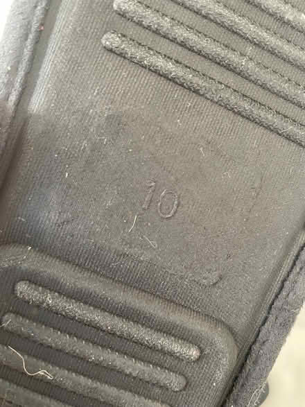 Photo of free Size 10 men’s slippers (Longbarn WA2) #3