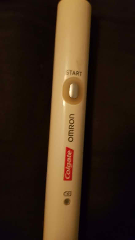 Photo of free electric toothbrush (Royston SG8) #1