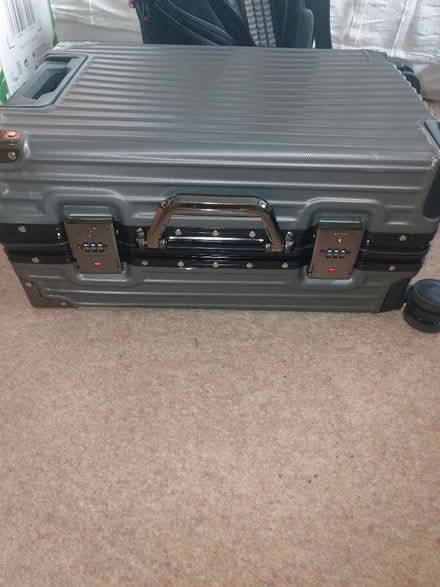 Photo of free Cabin size suitcase (BS40) #1