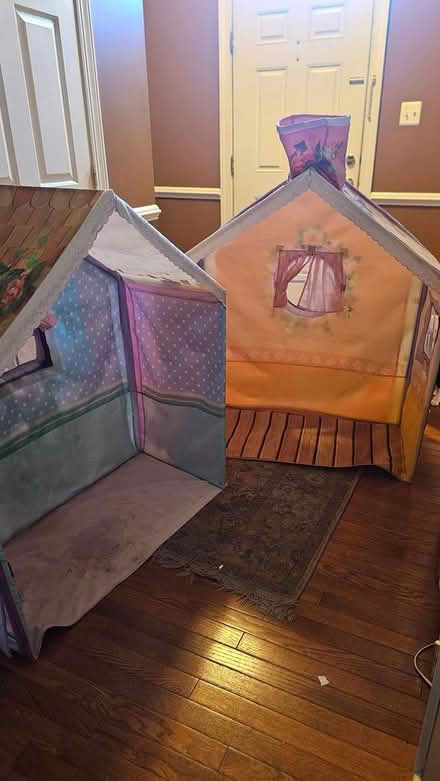 Photo of free Curb Alert/ Kid's Playhouse (Clarksburg) #2