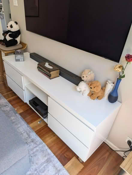 Photo of free tv unit (Lavender St & Parramatta Rd) #3