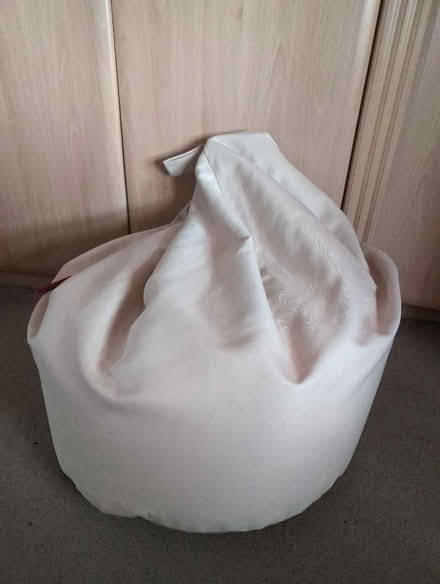 Photo of free Beanbag (Dunston S41) #1