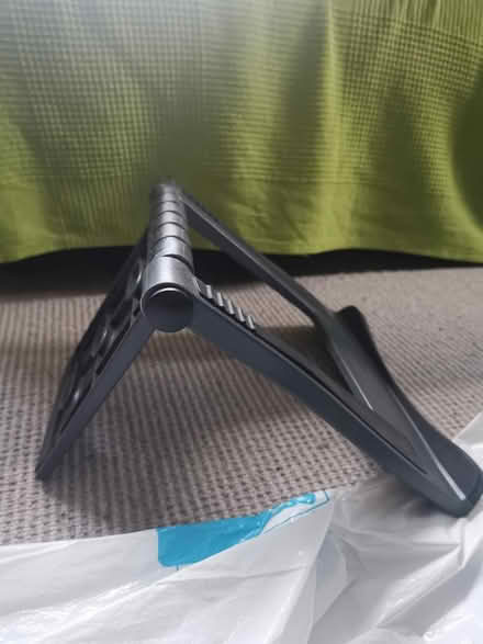 Photo of free Foldable laptop stand (Barnet EN5) #2