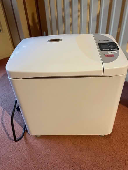 Photo of free Bread maker - Panasonic SD-200 (Bengeo SG14) #1