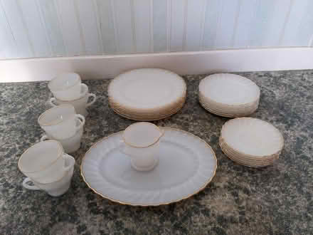 Photo of free Dinner Service (Lea PR2) #1