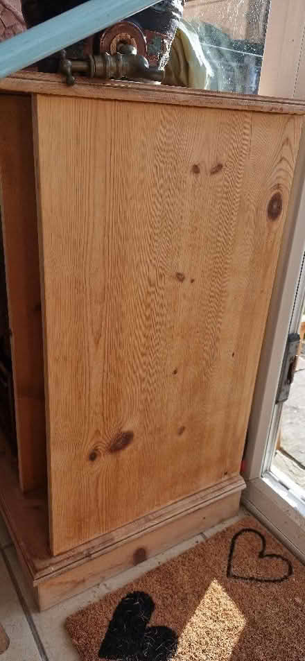 Photo of free Old Hifi CD holder (Mill Hill BB2) #2