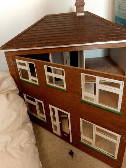 Photo of free Dolls house and contents (Butts hill area BA11) #3