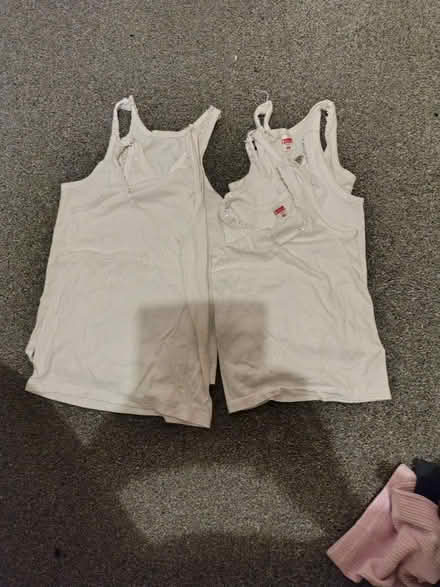 Photo of free Singlets 1 year and 4 years (B18) #1