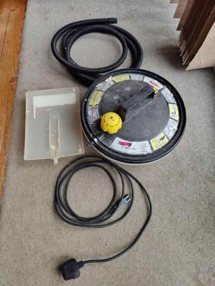 Photo of free Steam clean/ wallpaper stripper set (Crowborough TN6) #3