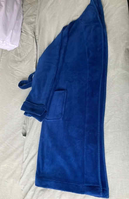 Photo of free Fleece kids (150-60cm tall) robe (Hackney E8) #1