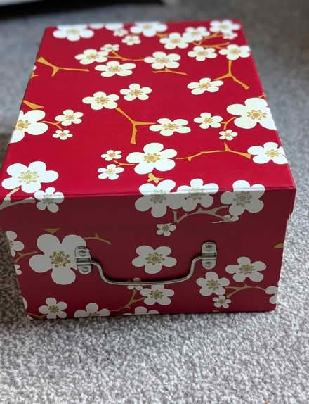 Photo of free Floral storage boxes x 3 (Carmarthen SA31) #2