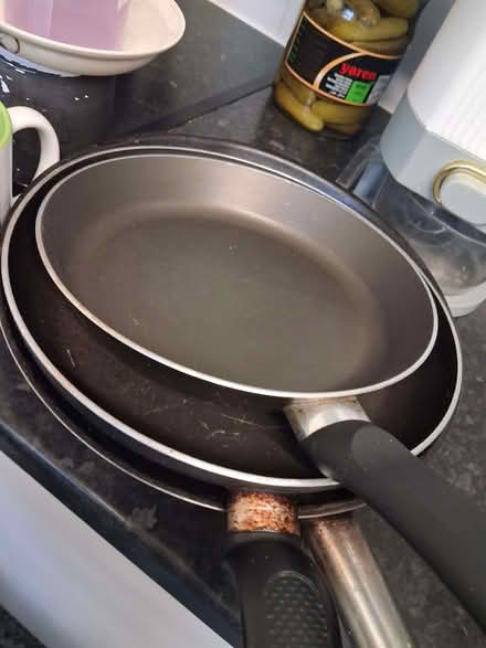 Photo of free Random cups,glass and frying pans (Tottenham N17) #2
