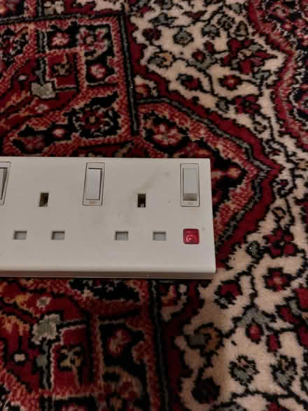 Photo of free No 1 extension lead (Humphrey's End GL6) #2