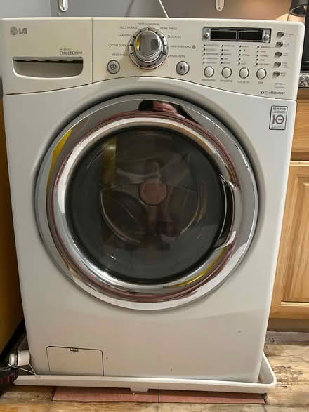 Photo of free LG washer Dryer Combo (Harlem) #1
