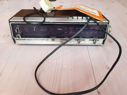 Photo of free Clock Radio (Carleton FY6) #1