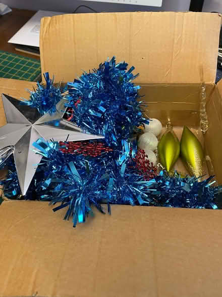 Photo of free Box of random Christmas decorations. (Whitmore Reans WV6) #1