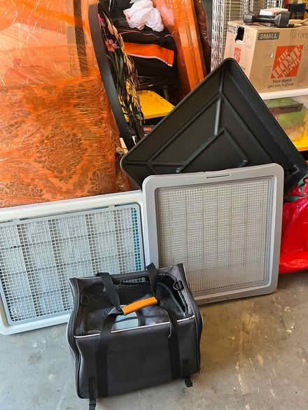 Photo of free pet carrier small & other pet items (McDonough) #2