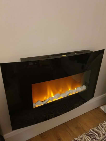 Photo of free Electric Flame Effect Fire (Whalley BB7) #1