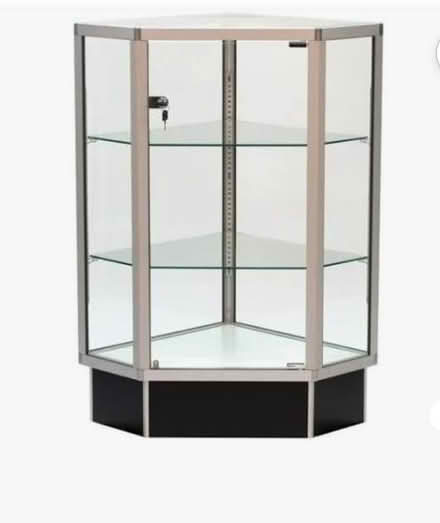 Photo of Jewelry Display Case (Ulster County) #1