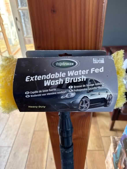 Photo of free Extendable water Fed wash brush (Cumnor OX2) #1