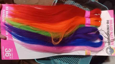 Photo of free Braiding hair in 6 bright colors (20879) #1