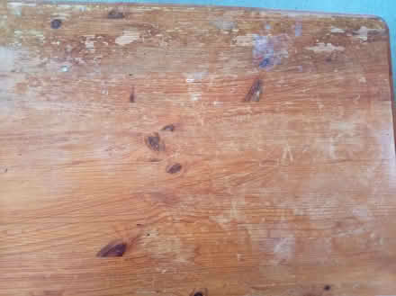 Photo of free Desk (Highbury N5) #2