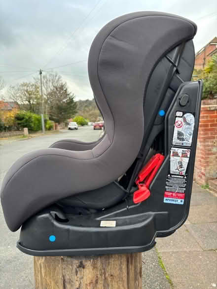 Photo of free Child 9-18kg car seat (Eastbourne BN20) #2