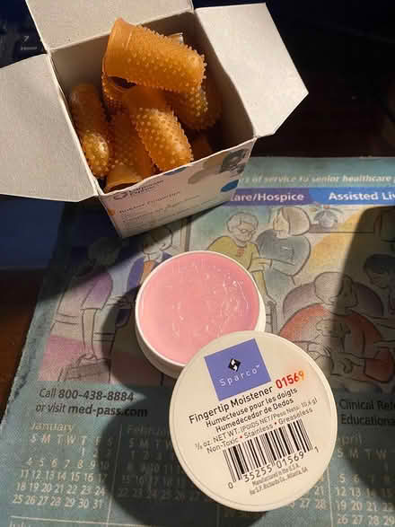 Photo of free miscellaneous office-y things (Berkeley) #3