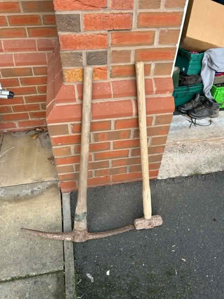 Photo of free Sledge hammer and pick (Nr Oswestry) #1