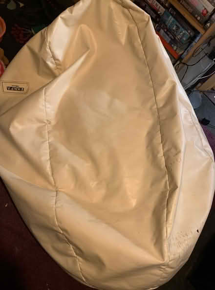 Photo of free Xxxl Rompa faux white leather beanbag (Slyfield GU1) #2