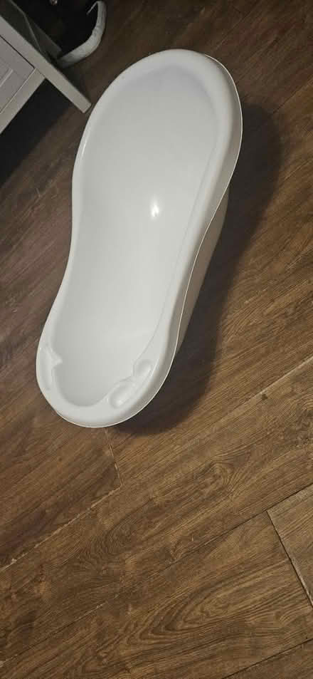 Photo of free Baby bath (Wd186xl) #2