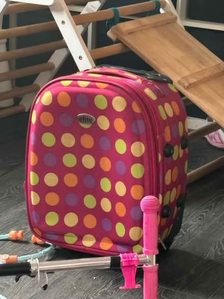 Photo of free Small pink suitcase (Stevenage SG1) #1