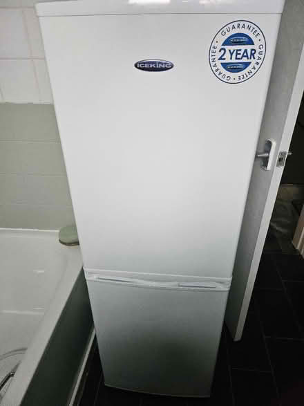 Photo of free Fridge freezer (Little hultonn M38) #1