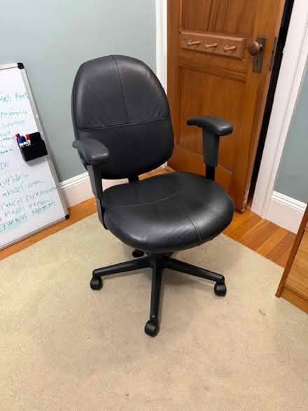 Photo of free Office chair (Winchester) #1