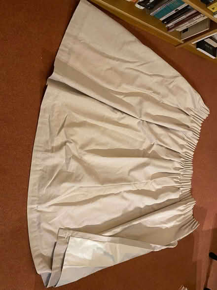 Photo of free small lined curtain (Craigie DD4) #1