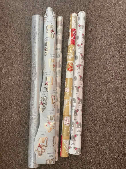 Photo of free Christmas wrapping paper (Tottenham N15) #1