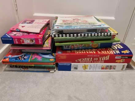 Photo of free Bundle of books and games (Chessington KT9) #1