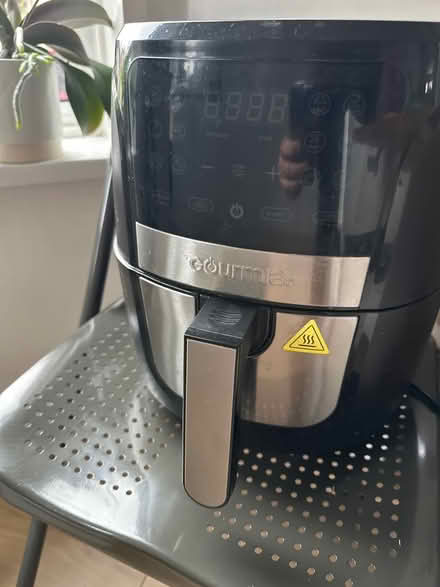 Photo of free Air fryer (N14 oakwood) #1