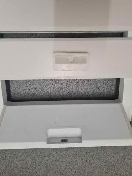 Photo of free Bath seat (Near Holborn/Rosebery Ave) #4