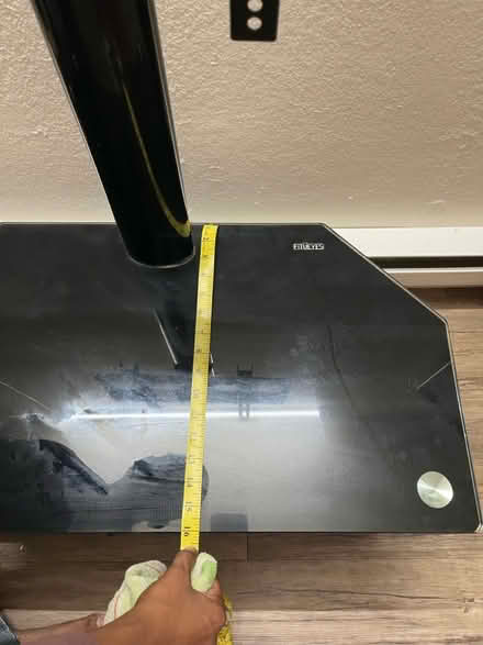 Photo of free 2tier Tv stand (Sunnyvale near Lawrencestation) #3