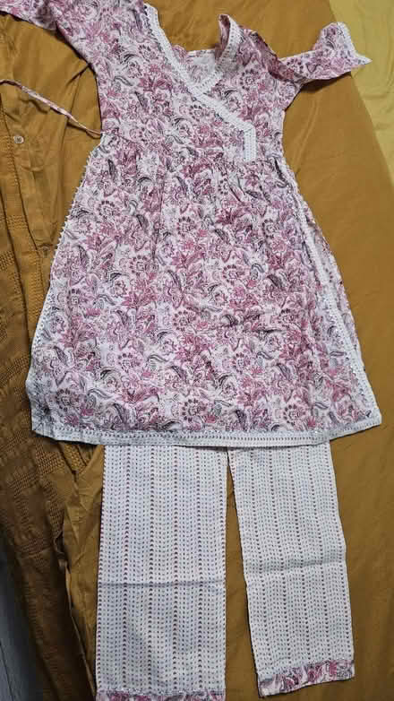 Photo of free Indian girls like new dress 8-10yrs (Woodheys M33) #1